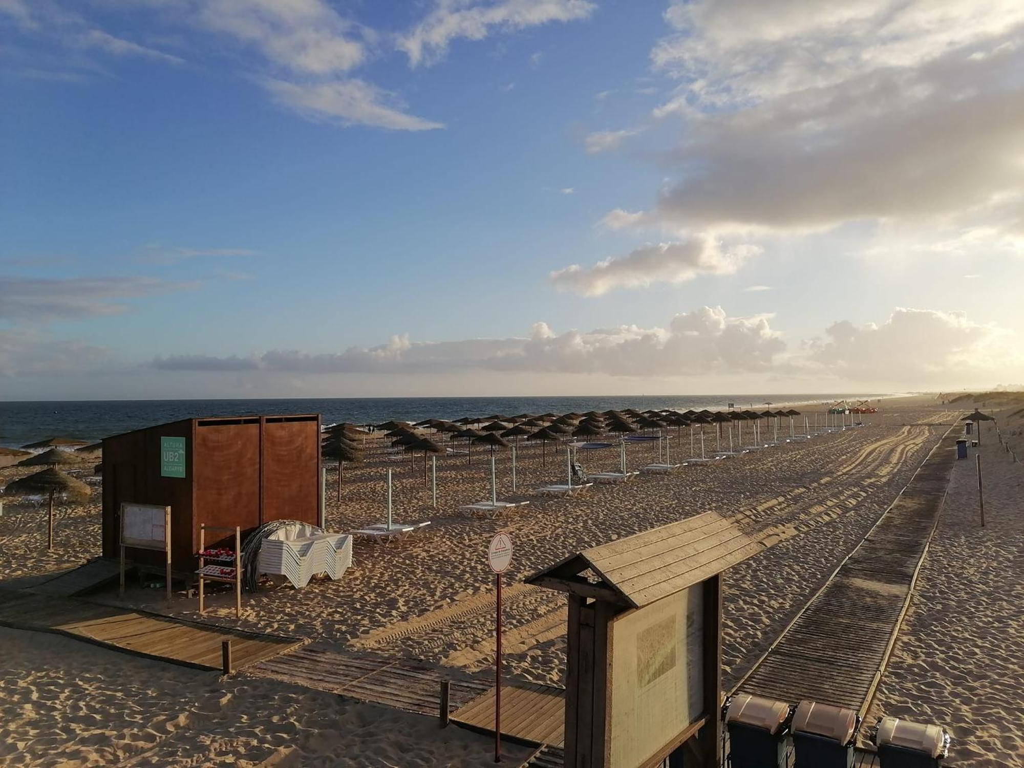 Casa Vila Rosa - T1 Altura Beach エクステリア 写真